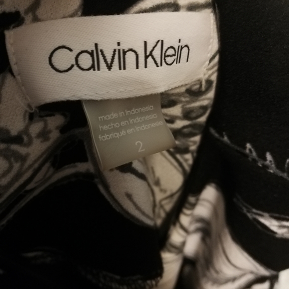 Calvin Klein dress - Picture 4 of 4